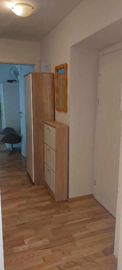 Schöne Wohnung mit Balkon Wien Exterior foto