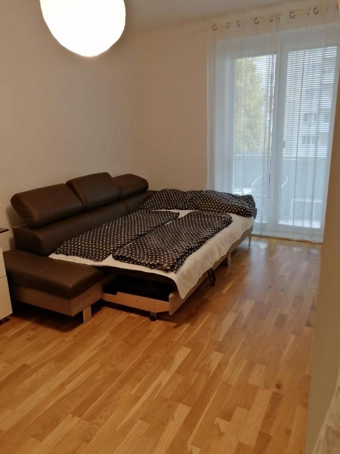 Schöne Wohnung mit Balkon Wien Exterior foto